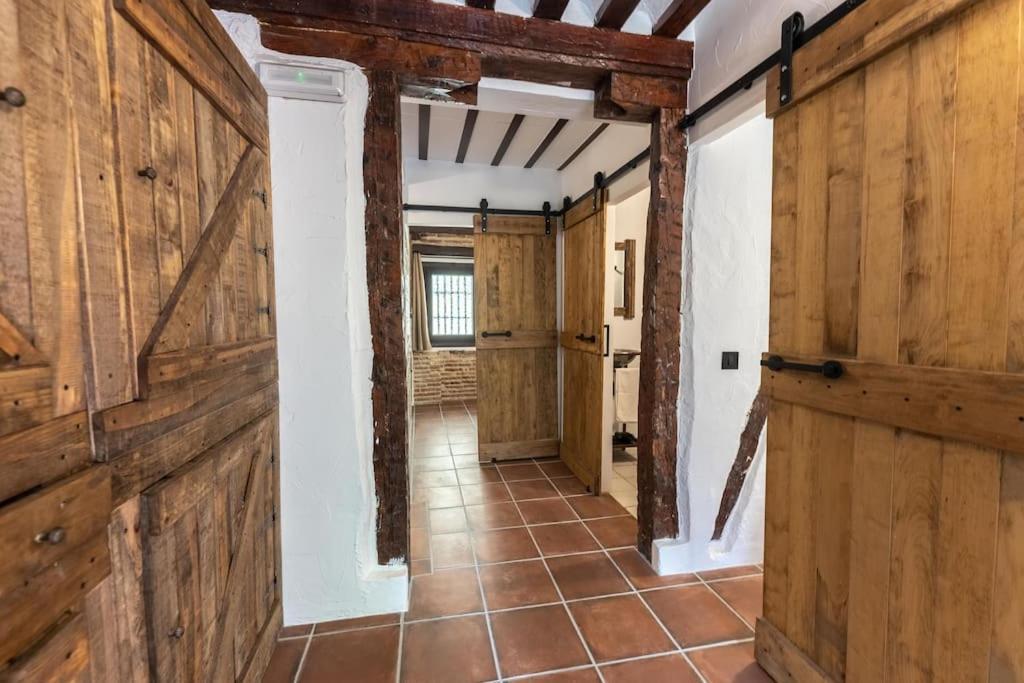 Encantador Apartamento En Calle Segovia Мадрид Екстериор снимка