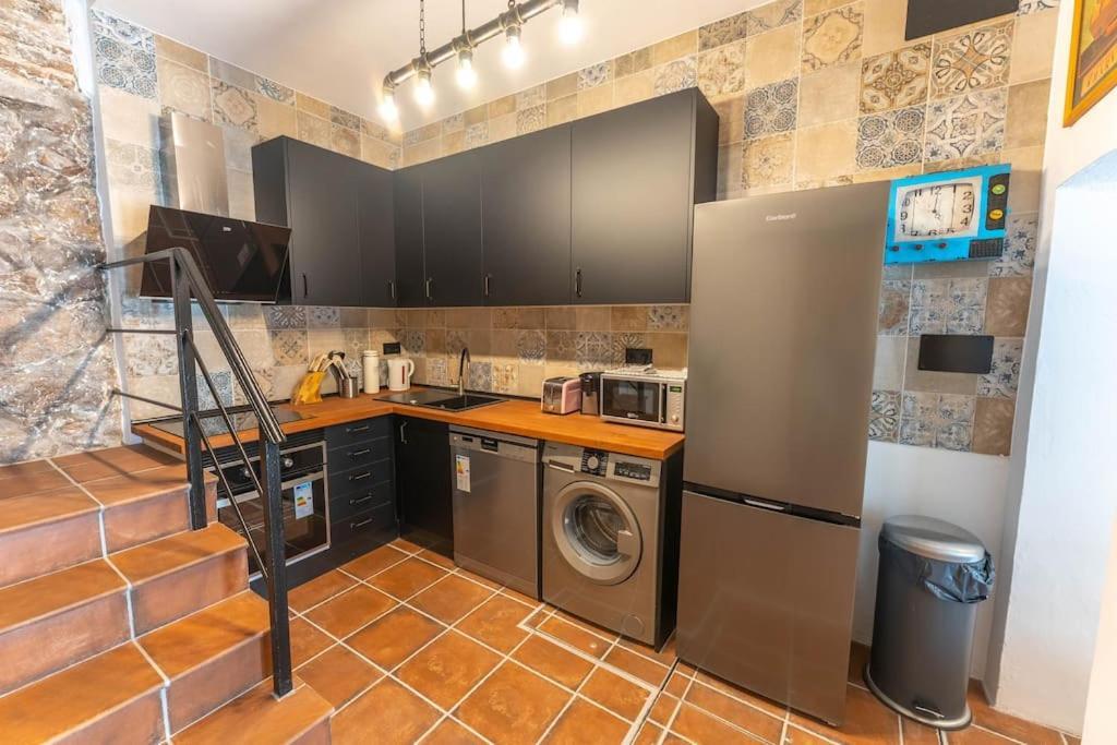 Encantador Apartamento En Calle Segovia Мадрид Екстериор снимка